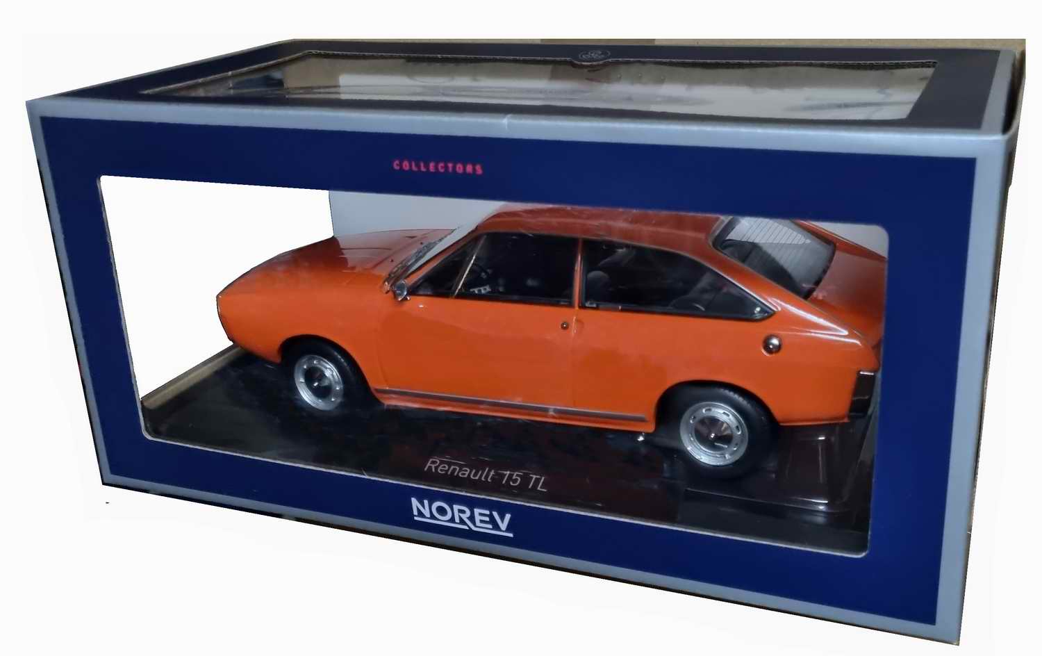 Voiture R15 miniature RENAULT 15 TS ORANGE Norev 1/18