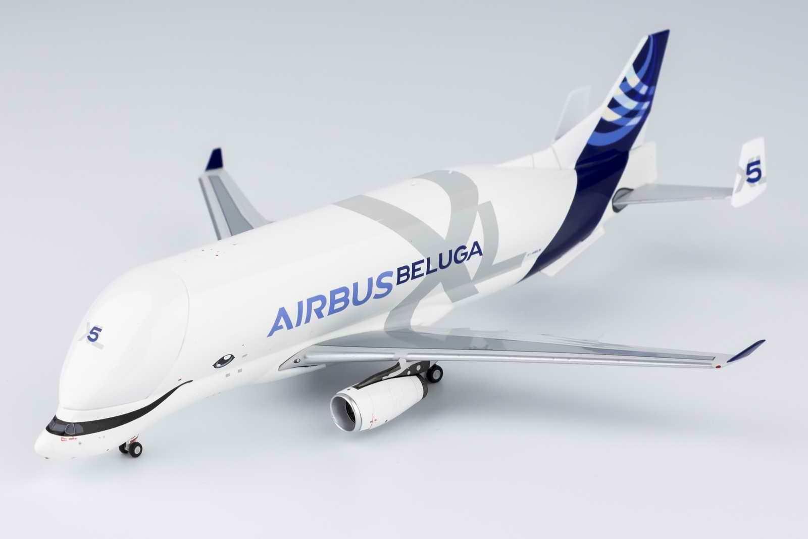 Maquette avion Cargo AIRBUS A330-743L Beluga XL F-GXLN AIRBUS INDUSTRIES 1/400 métal