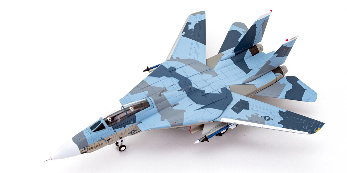 Maquette Avion de Chasse Grumman F14A Tomcat US Navy Fighter Weapons School TOPGUN 30 NAS Miramar 1/72 Métal