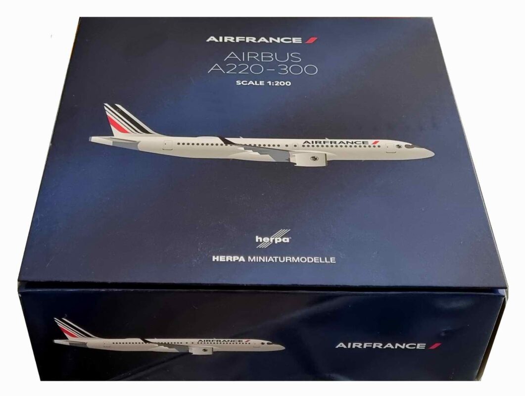 Maquette avion Air Algérie Douglas DC-4 F-OBIB