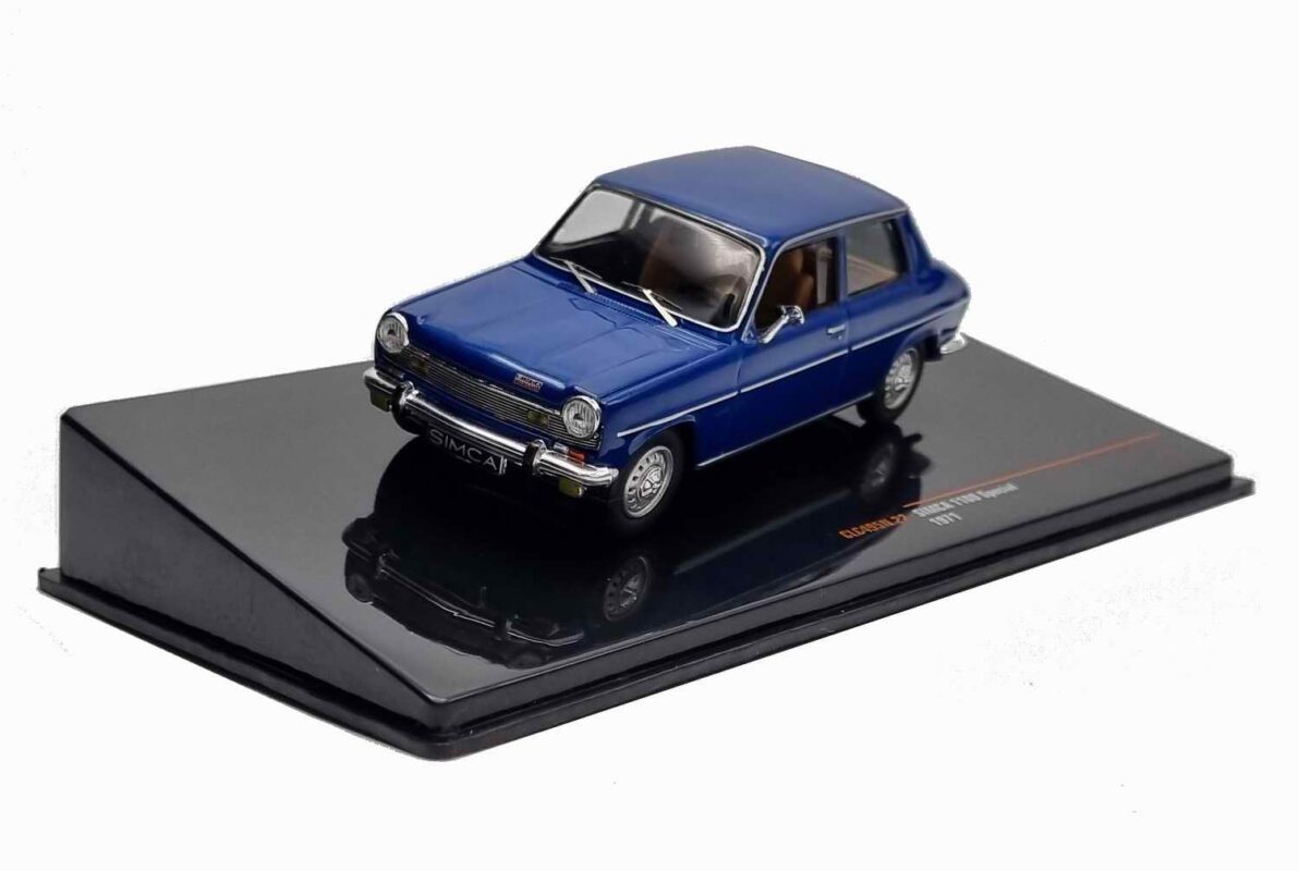 Simca 1301 Spécial de 1972 Voiture de Collection IXO 1/43 Simca 1301 Spécial de 1972 Voiture de Collection IXO 1/43