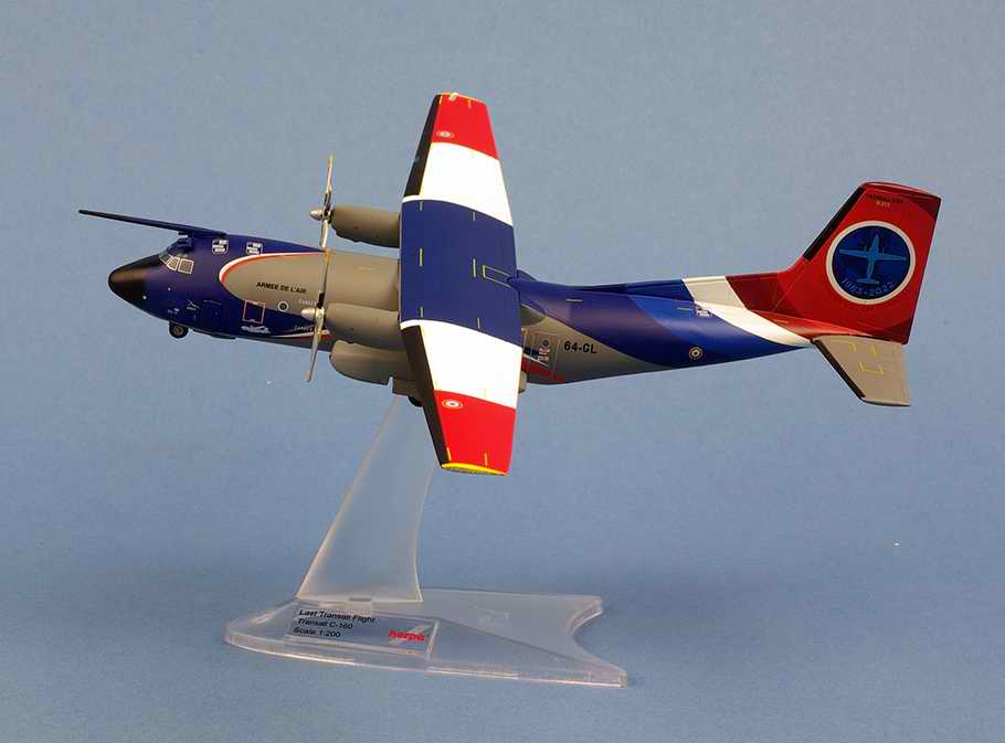 Maquette avion C160R Transall Base Aérienne 105 Dunkerque en Métal 1/200