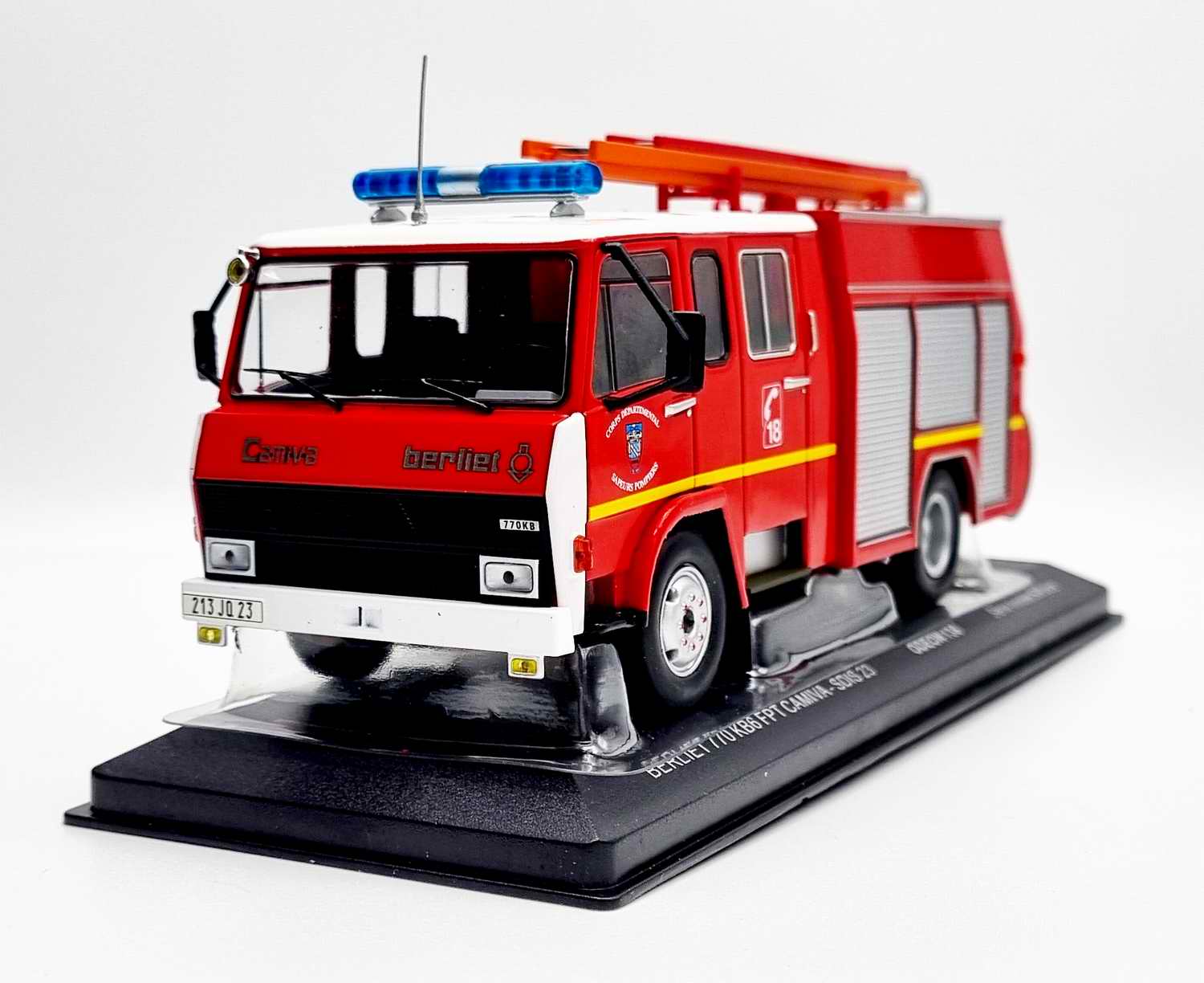 Camion de Pompiers BERLIET 770 KB6 FPT CAMIVA SDIS 23 Miniature de  Collection 1/43 Métal