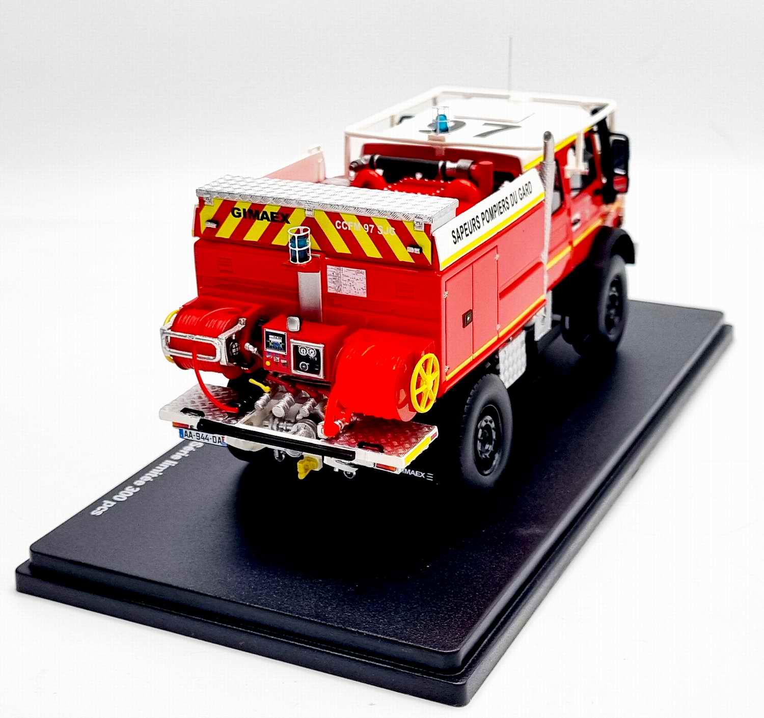 Miniature MERCEDES Unimog5000 Camion de Sapeurs Pompiers du Gard SDIS 30 1/43 Alerte