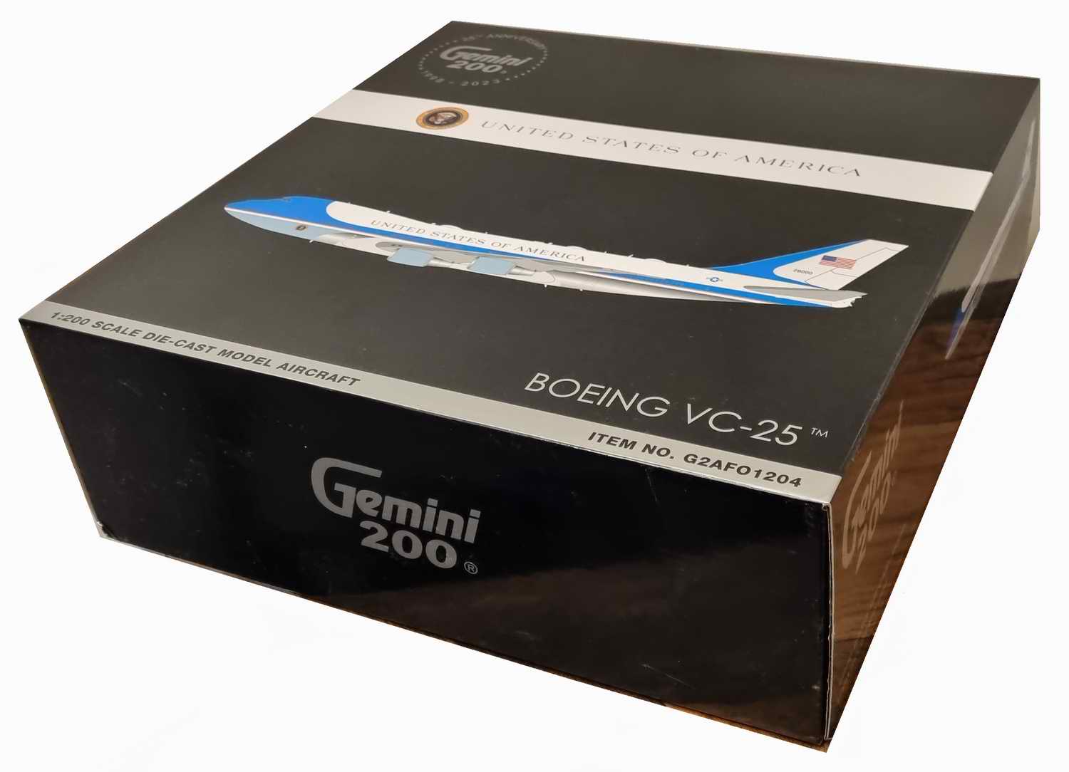 Maquette BOEING 747-200 AIR FORCE ONE VC25 1/200