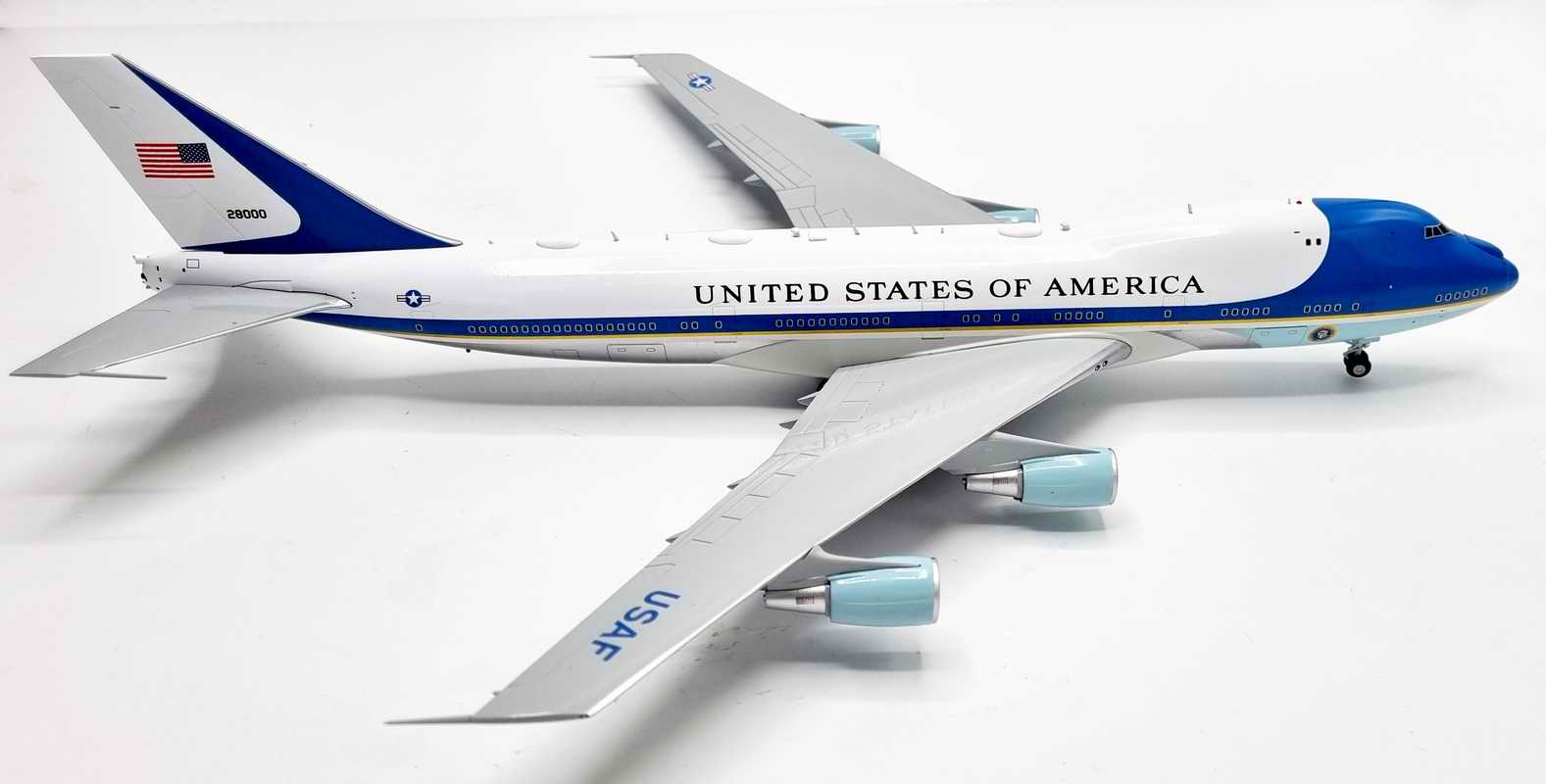 Maquette B747 BOEING 747-200 AIR FORCE ONE VC25 1/400