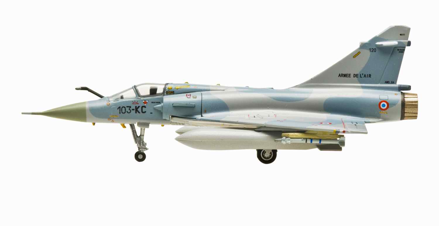 Maquette avion Mirage 2000C ARMEE DE L'AIR FRANCAISE 1/200 Hogan