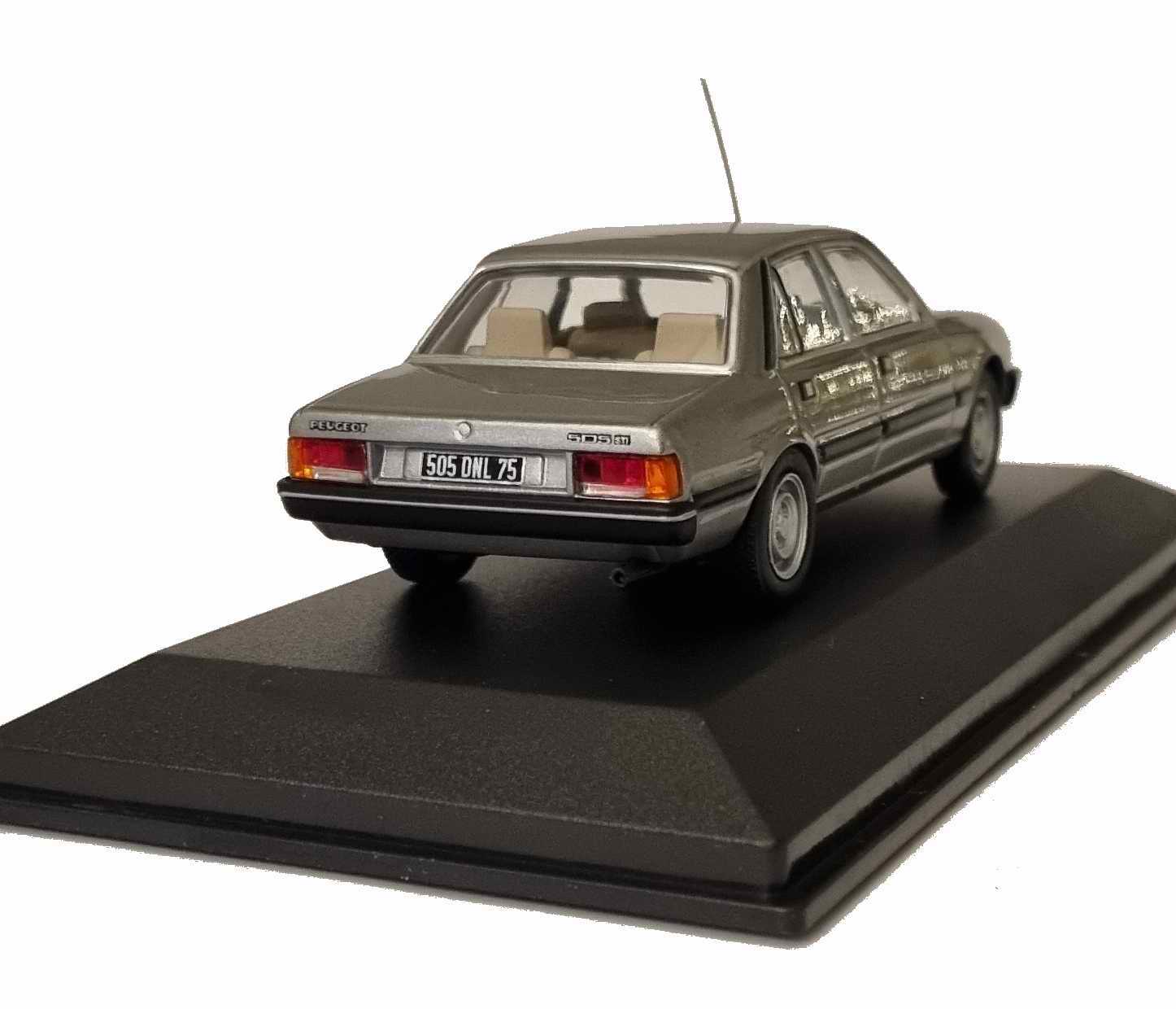 Voiture Miniature Peugeot505GR 1/43