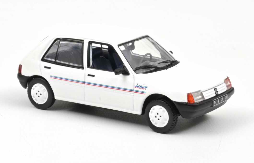 Voiture miniature en métal PEUGEOT 205 Junior Norev 1/43