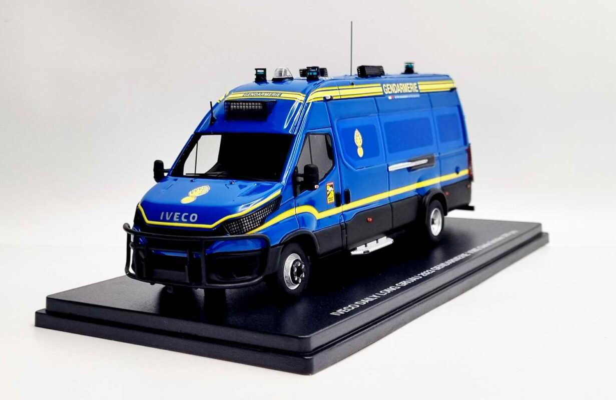 Miniature Véhicule De Commandement Et De Transmissions  VCT  IVECO Daily Pc 2023 Fourgon Gendarmerie Maintien De Lordre 1 43 Perfex Serie Limitee Expedition Le 26 Aout Copie