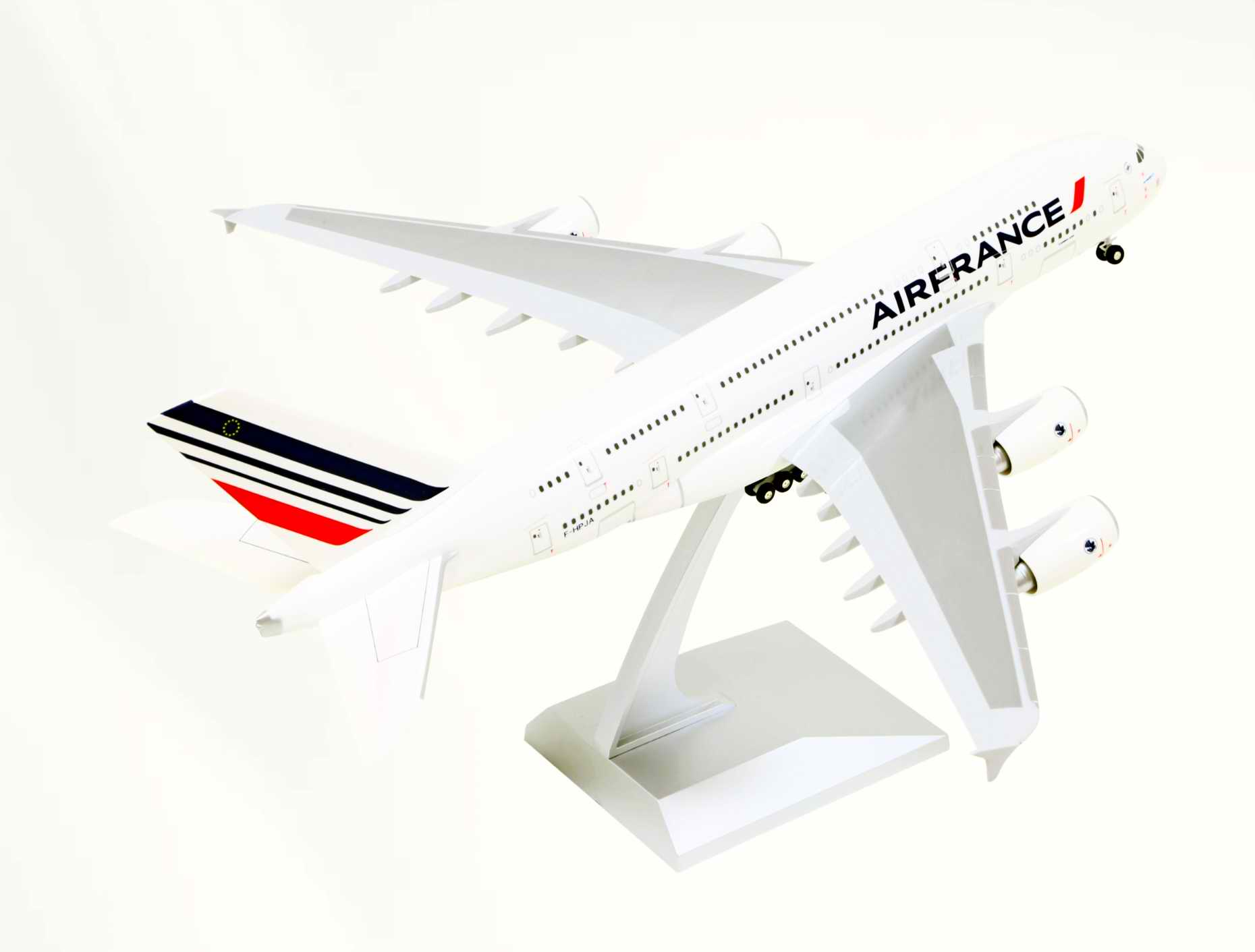 Maquette avion de ligne Air France Aribus A380-800