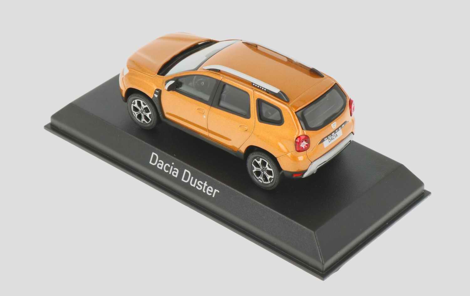 Voiture miniature Dacia Duster 2017 orange Atakama NOREV 1/43