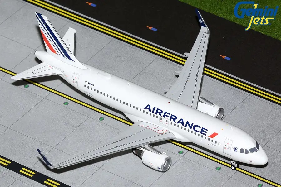 Maquette métal Avion AIRBUS A320-200 F-HEPF AIR FRANCE KLM 1/200 AirbusA320