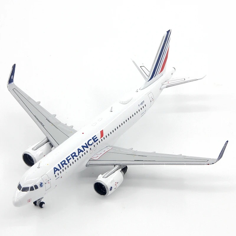 Maquette métal Avion AIRBUS A320-200 Sharklets F-HEPF AIR FRANCE KLM 1/200 AirbusA320