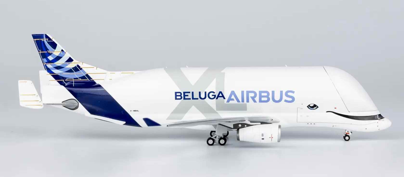 Maquette avion Cargo AIRBUS A330-743L Beluga XL test en Vol Immatriculée F-WBXL AIRBUS INDUSTRIES 1/400 métal
