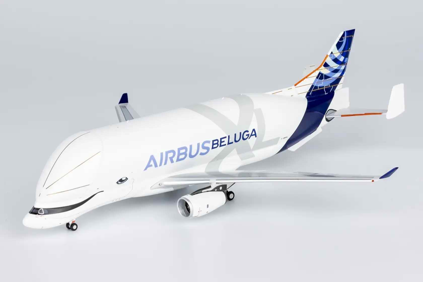 Maquette avion Cargo AIRBUS A330-743L Beluga XL Test Flight Immatriculée F-WBXL AIRBUS INDUSTRIES 1/400 métal