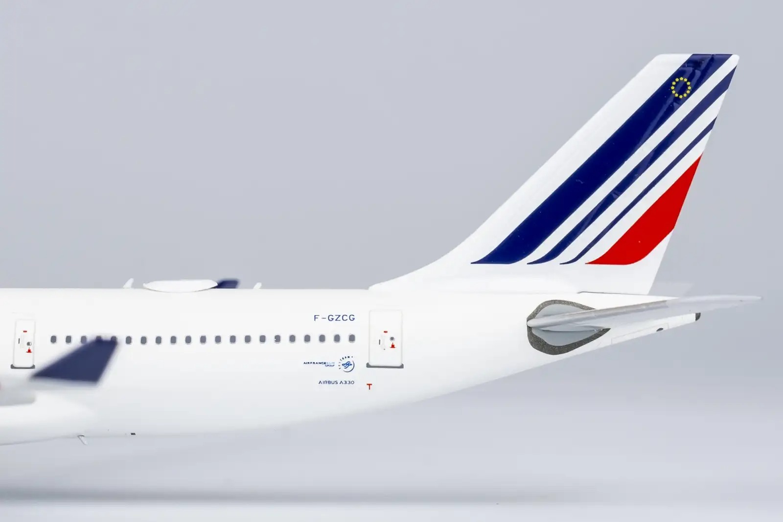 Maquette métal Airbus A330-200 Air France Saint-Nazaire F-GZCG 1/400 Métal