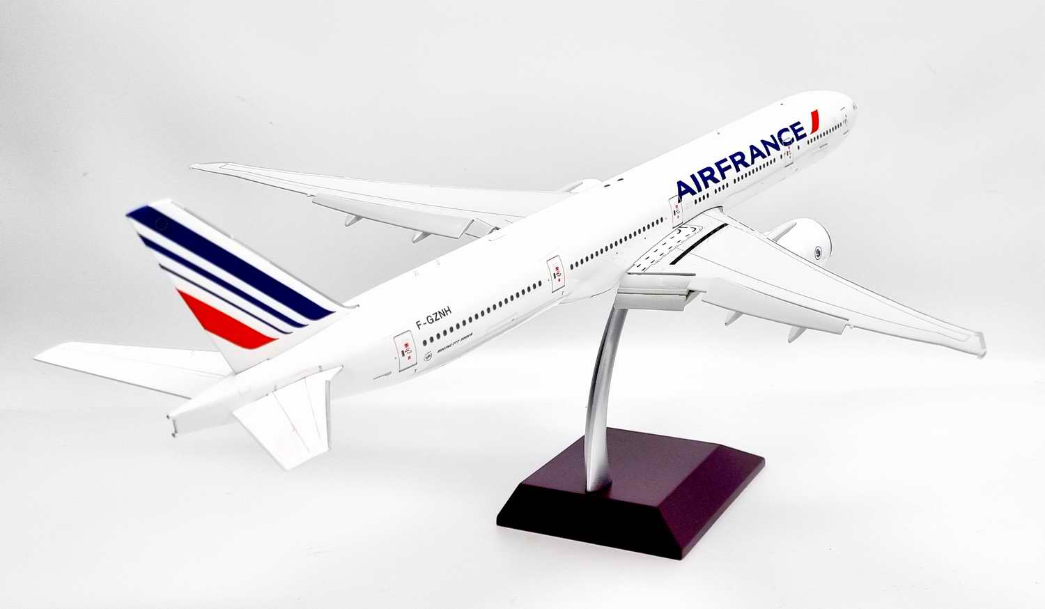 Maquette B777 Flaps Down / Volets Baissés AIR FRANCE F-GZNH 1/200