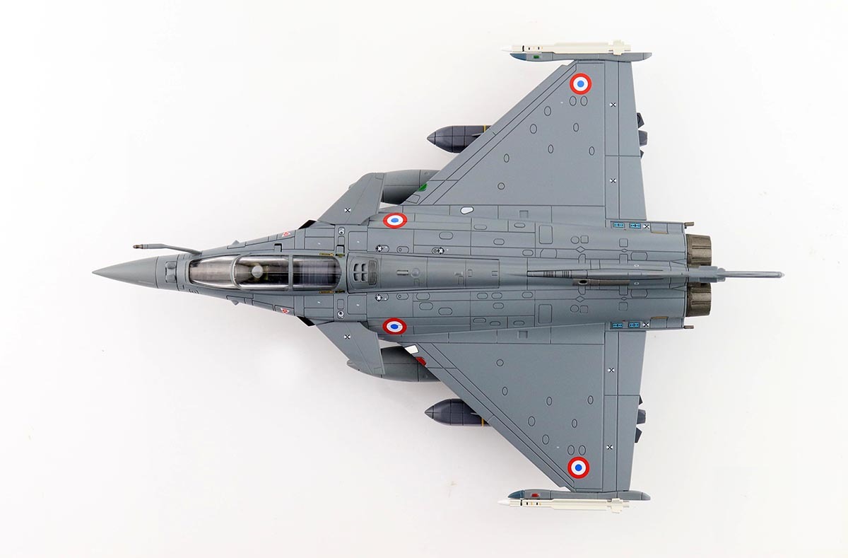 Maquette Avion de chasse RAFALE C Opération Chammal Jordanie 2015 ARMEE DE L'AIR  1/72 Métal