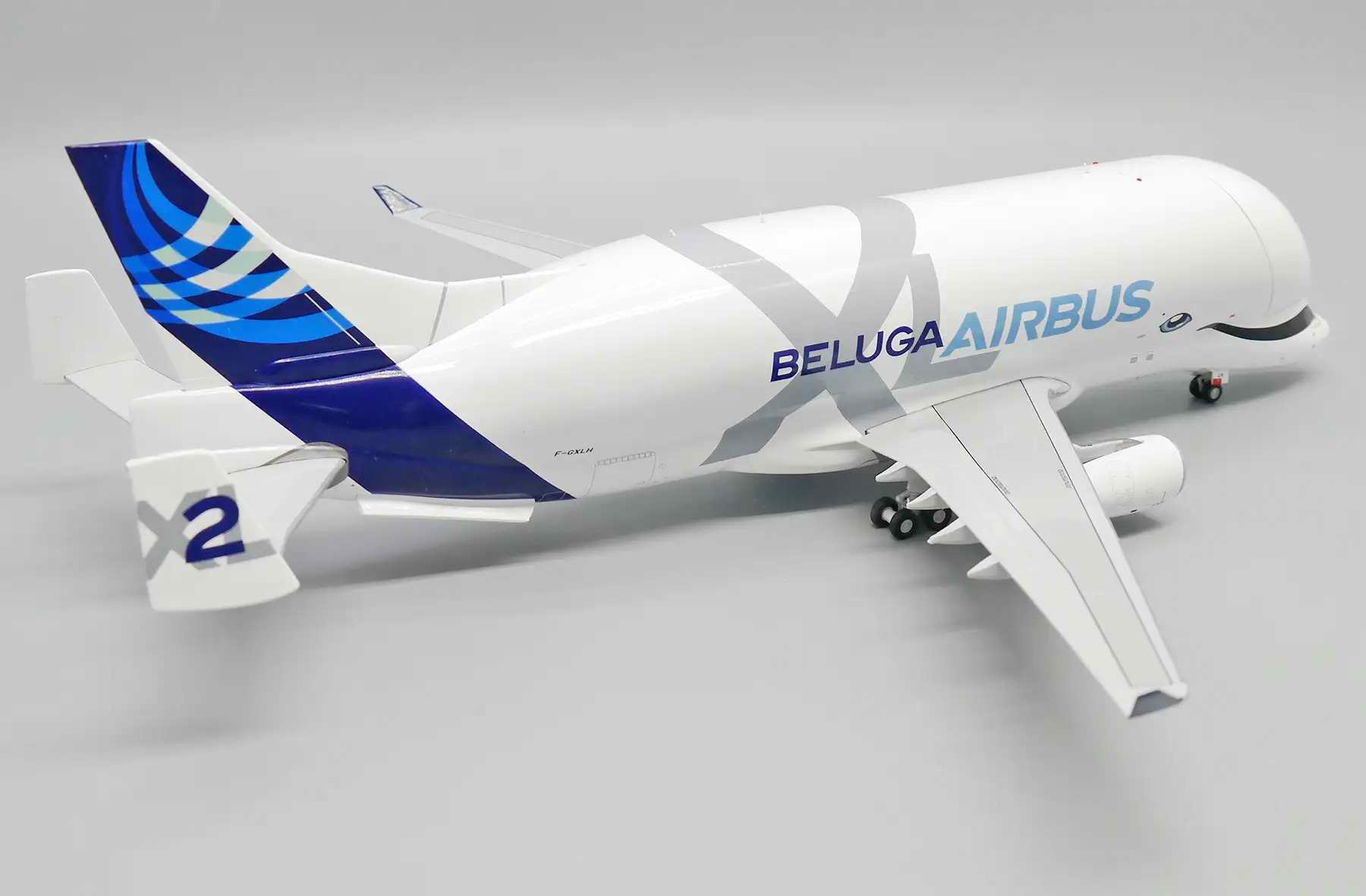 Maquette avion Cargo AIRBUSA330-743L Beluga XL 2 F-GXLH AIRBUS INDUSTRIES 1/200 métal