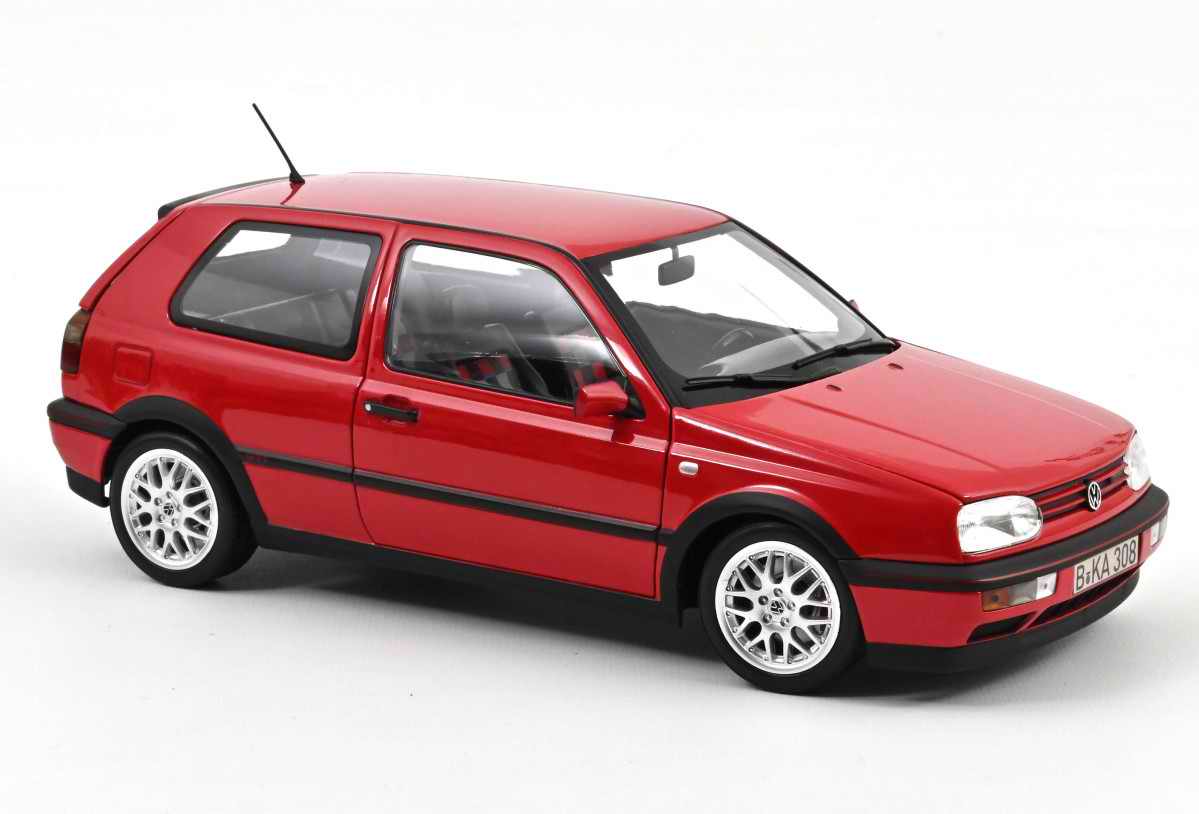 Voiture miniature de collection VOLKSWAGEN Golf GTI 1996 Rouge Flash NOREV 1/18