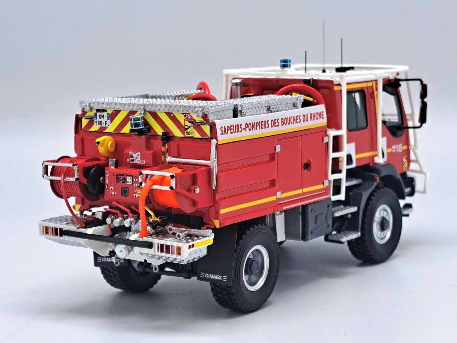 Miniature Camion de Sapeurs Pompiers RENAULT D14 CCFM 4000 Gimaex SDI13 Bouches du Rhône 1/43 Alerte