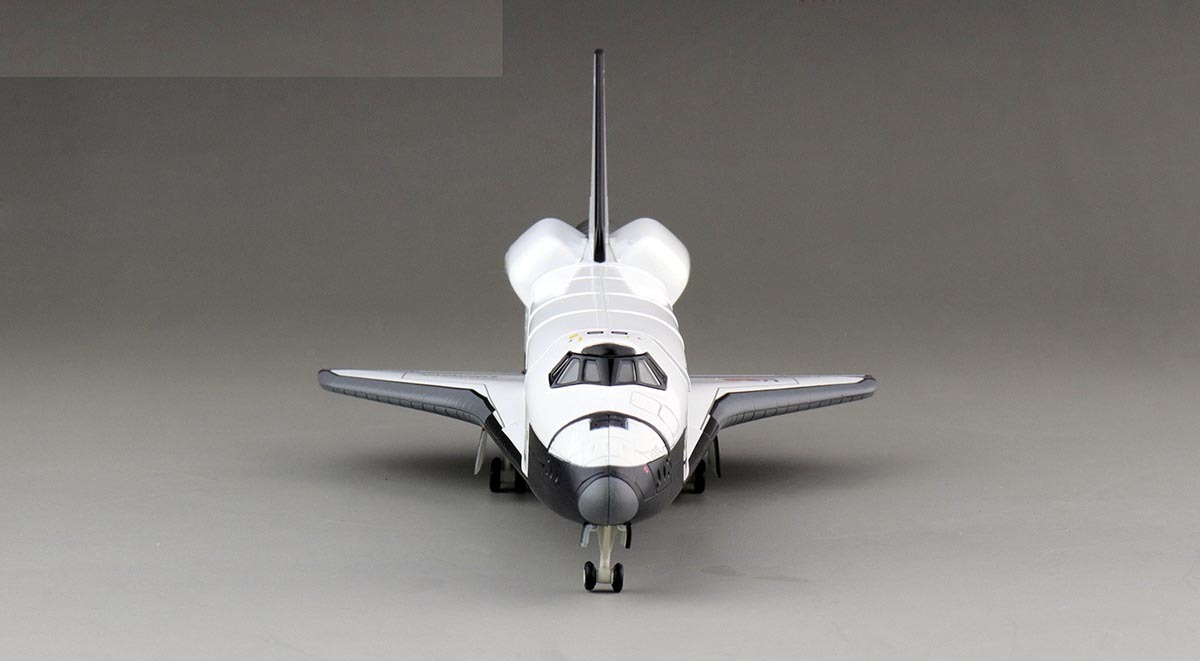 Maquette Navette Spatiale Américaine Orbiter ENTREPRISE OV101 Intrepid Museum New York