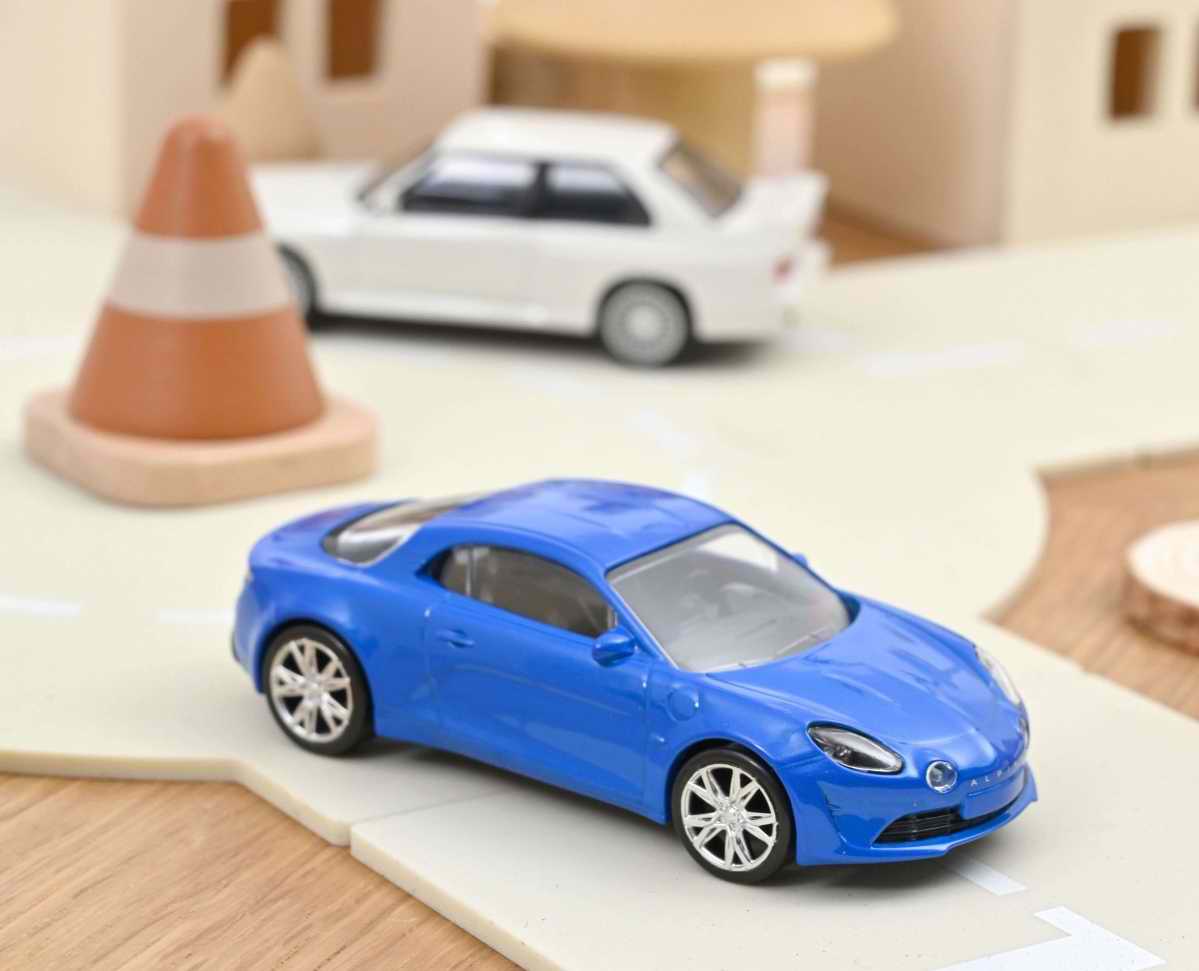 Voiture miniature Alpine A110 2017 Norev 1/43