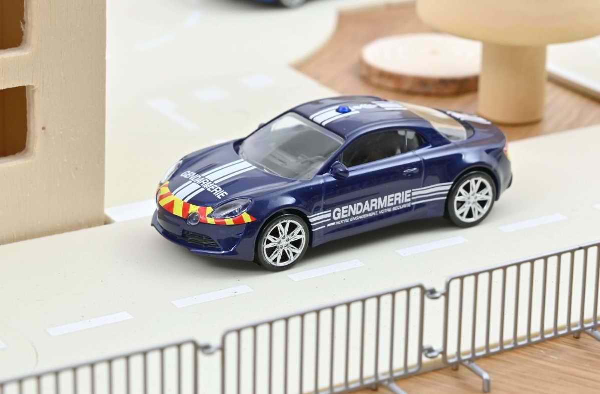 Miniature voiture ALPINE A110 GENDARMERIE 2023 1/43 Norev