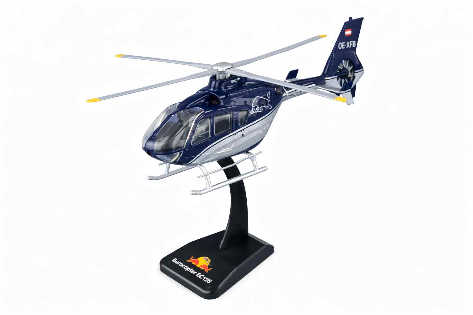 maquette jouet Hélicoptère EC-135 The Flying Bulls