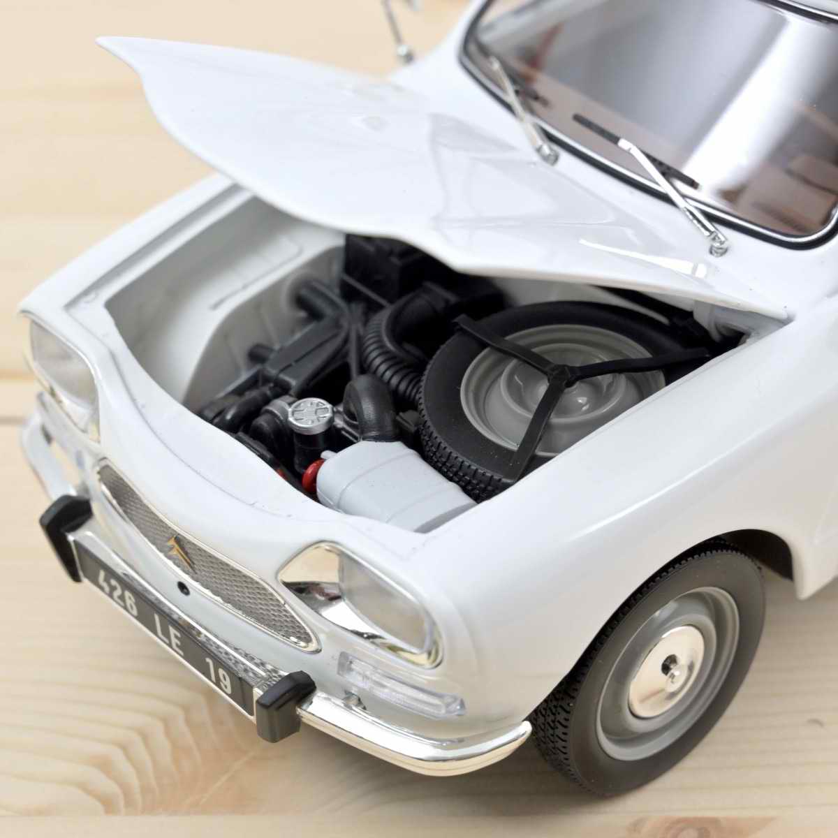 Voiture Miniature CITROEN Ami8break blanc 1/18 NOREV