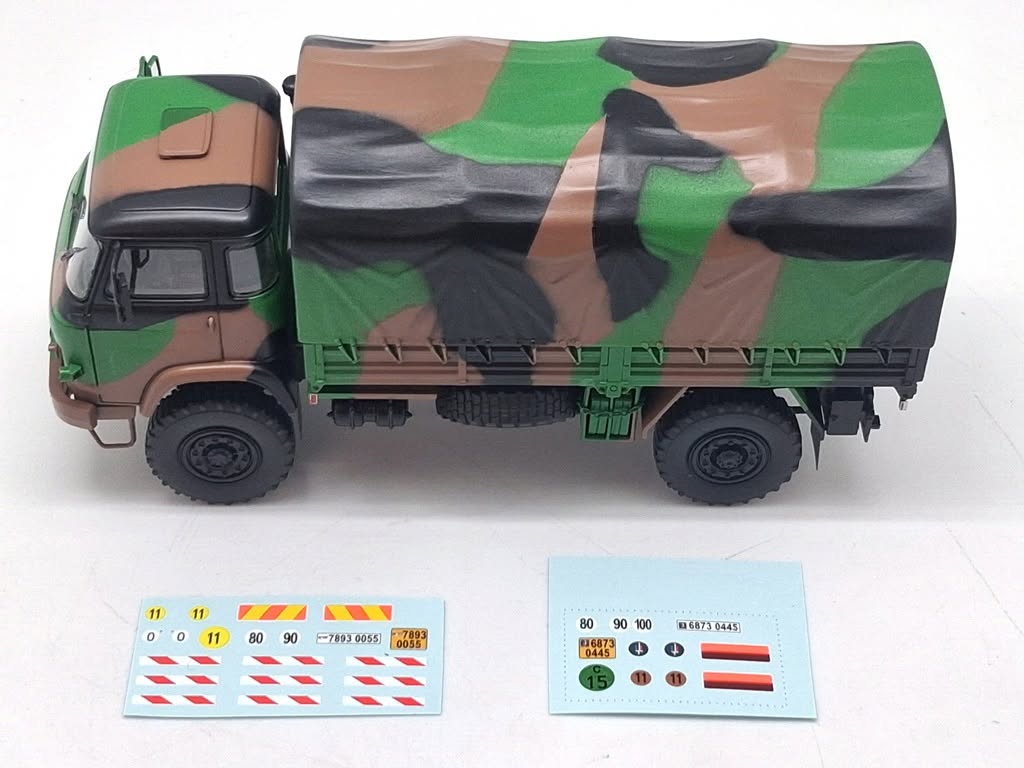 Miniature Camion militaire RENAULT TRM 4000 Camouflage Centre Europe 1/43