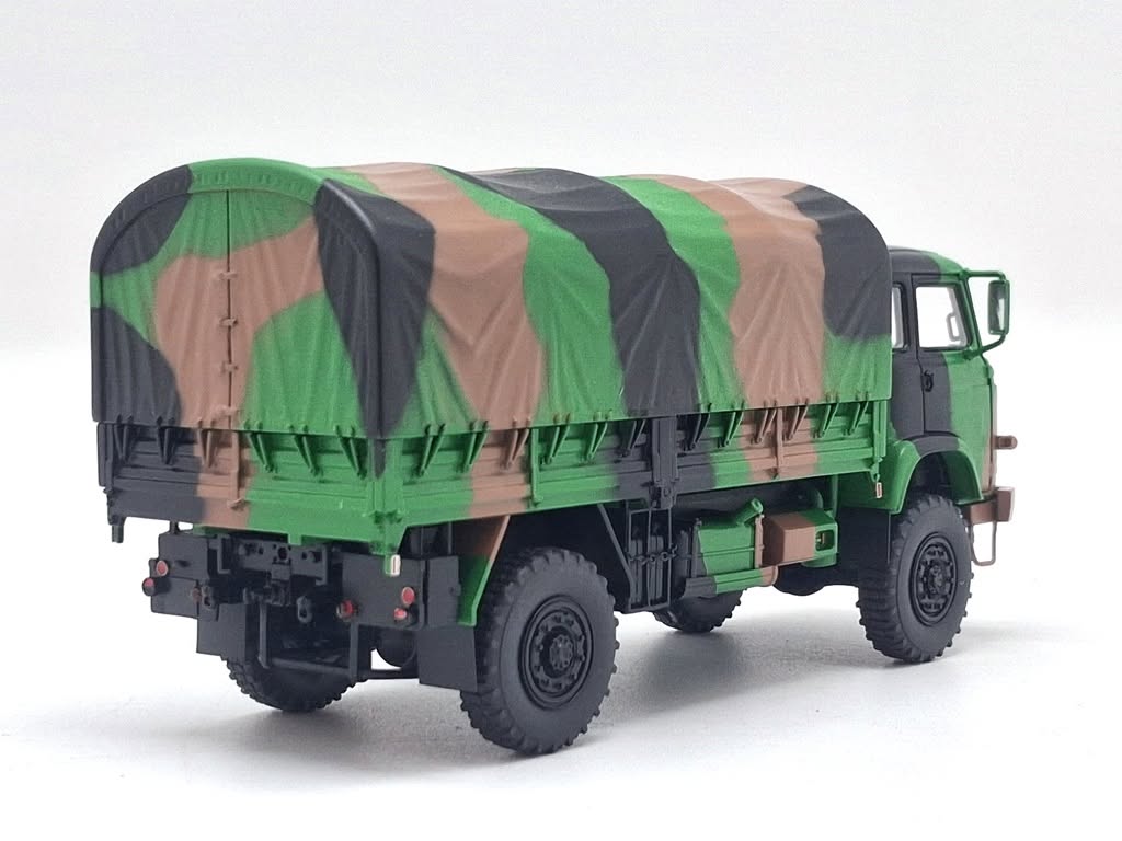 Miniature Camion militaire RENAULTTRM4000 armée de Terre Camouflage Centre Europe 1/43